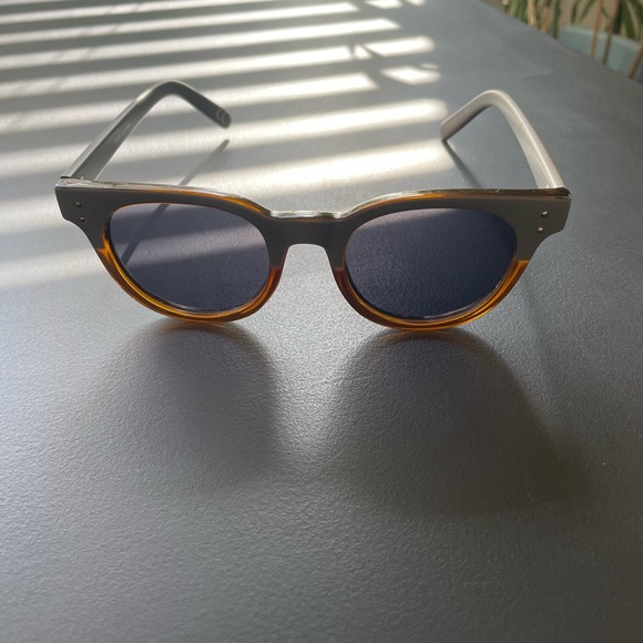 Vans sunglasses - Picture 4 of 5